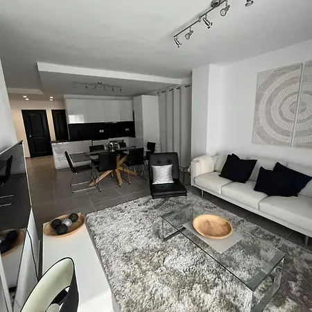 Enjoy Spain - La Maestranza Apartment *